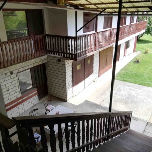 Katnica 552m2, 8+soba, okućnica 3.155m2, Razljev, općina Križ (Najam/prodaja)