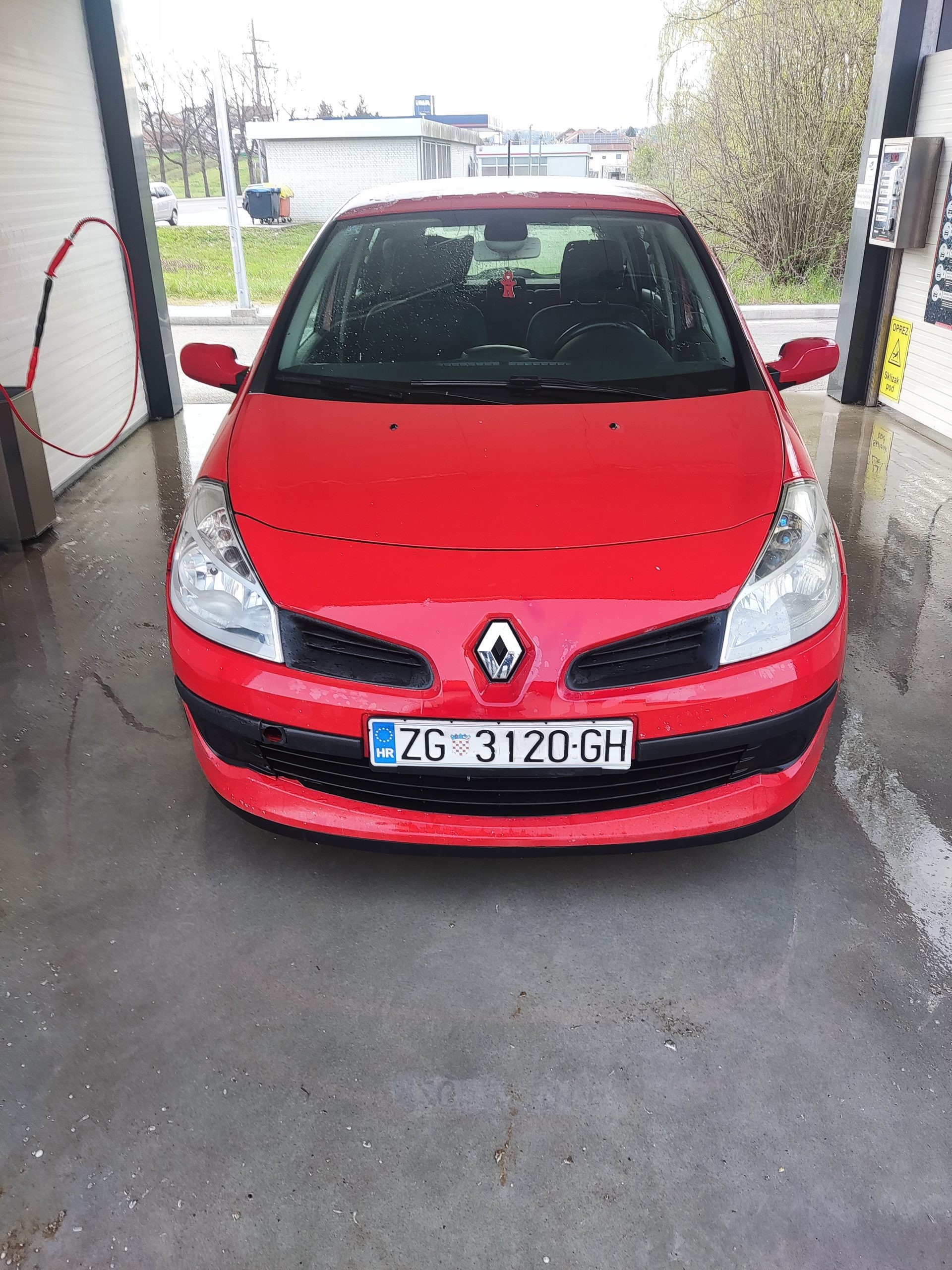 Renault Clio 2006 1.9 DCI