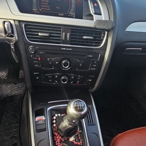 Audi A4 2.0 TDI B8, RH vozilo, stvarna km, puno opreme
