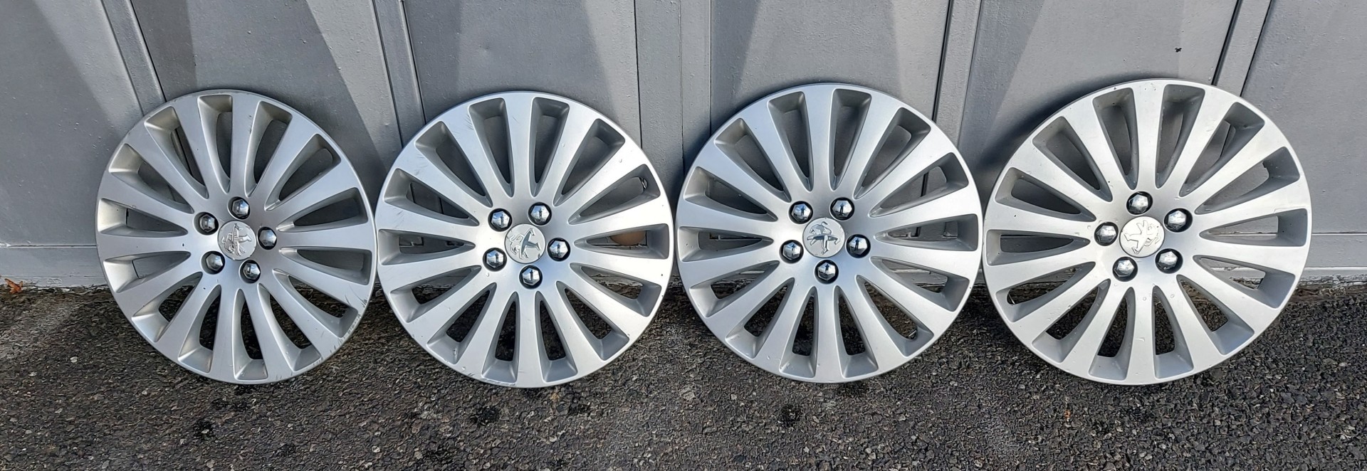 Čelične felge 16'' rupe 5x108, 4 kom.+ratkape