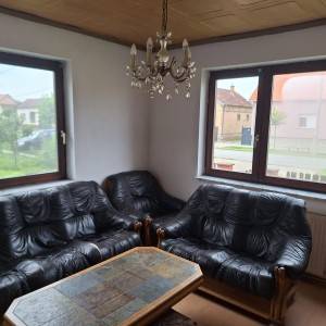 Kuća: Bošnjaci, 100.00 m2, zgrada, garaža, dvorište i oranica 3156m2