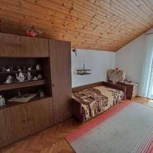Kuća Duga Resa (Mrežnički Brig), 150m2, 5-sobna