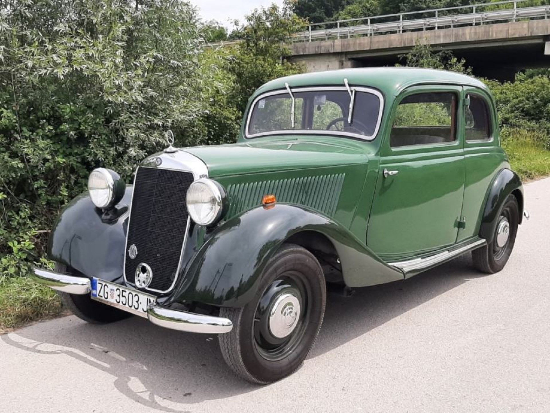 Mercedes 170 W136 iz 1939 godine u vrhunskom stanju