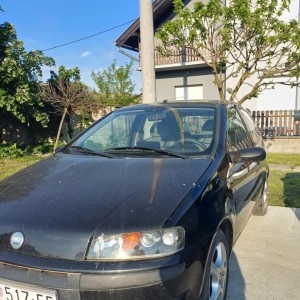 PRODAJE SE FIAT PUNTO