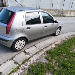••PRODAJEM FIAT PUNTO••
