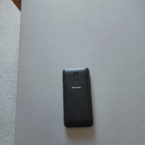 prodajem mobitel panasonik