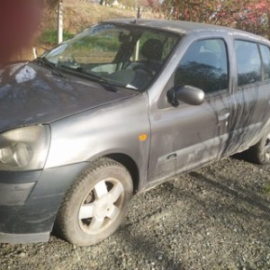 Prodajem Renault Thaliu 1,5 dizel (2003)