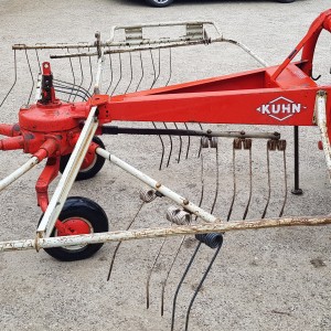 Sakupljač sijena KUHN GA 280