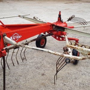 Sakupljač sijena KUHN GA 280