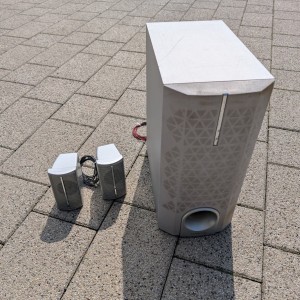 Subwoofer Kenwood KSW-7000 i dva zvučnika