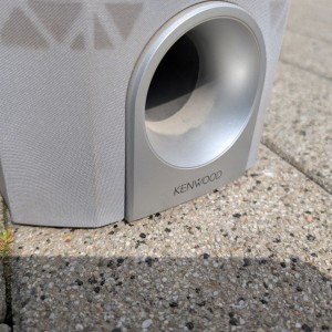 Subwoofer Kenwood KSW-7000 i dva zvučnika