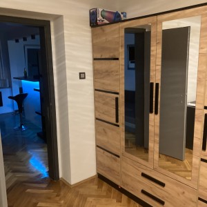 Sisak stan potpuno namjesten