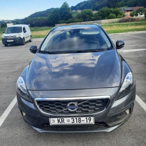 VILVO V40 CROSS CANTRY 1.6 D 116 ks registriran