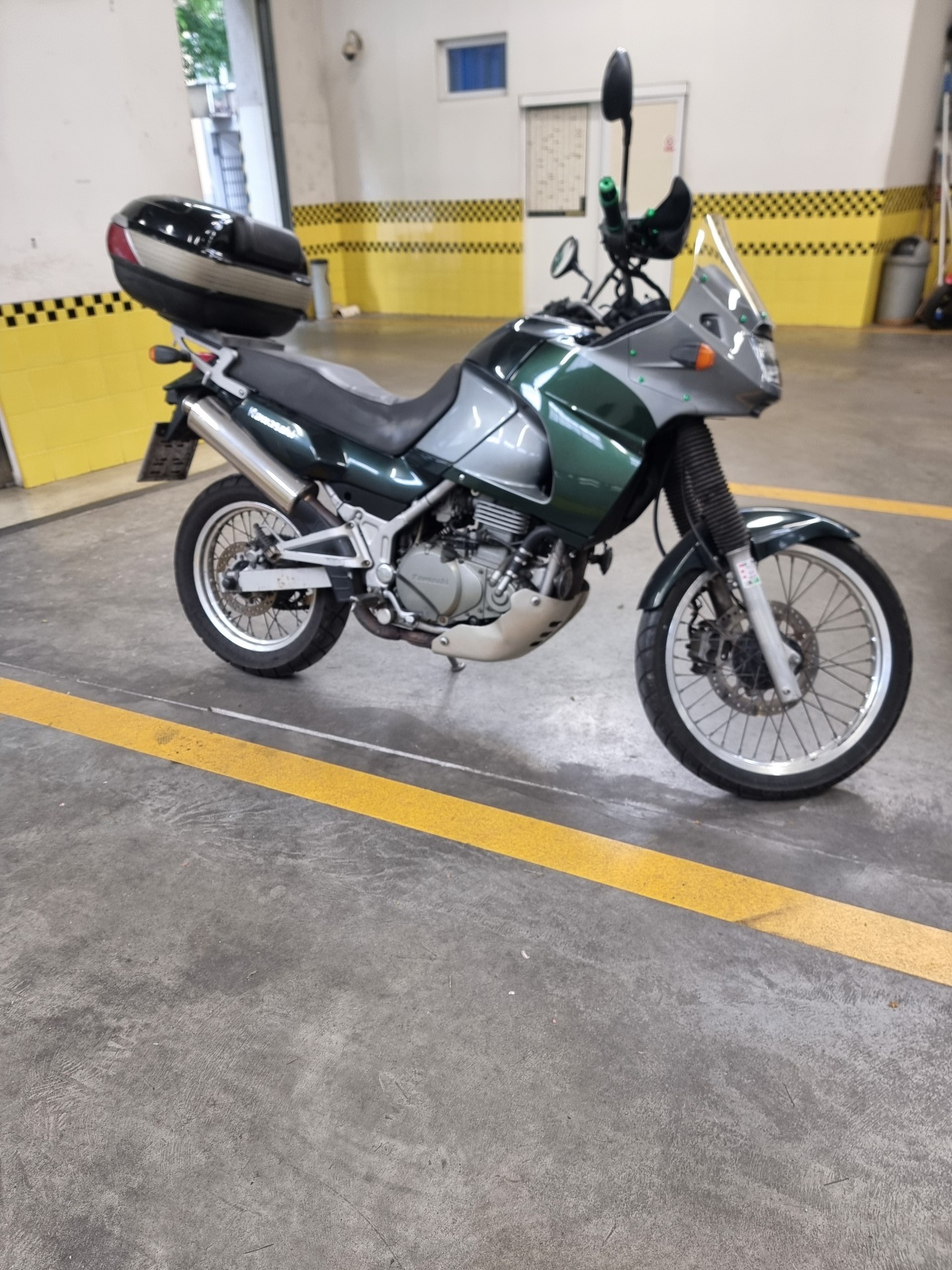 Kawasaki KLE 500