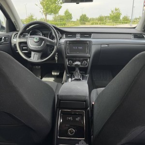 ŠKODA SUPERB 2,0TDI 2009