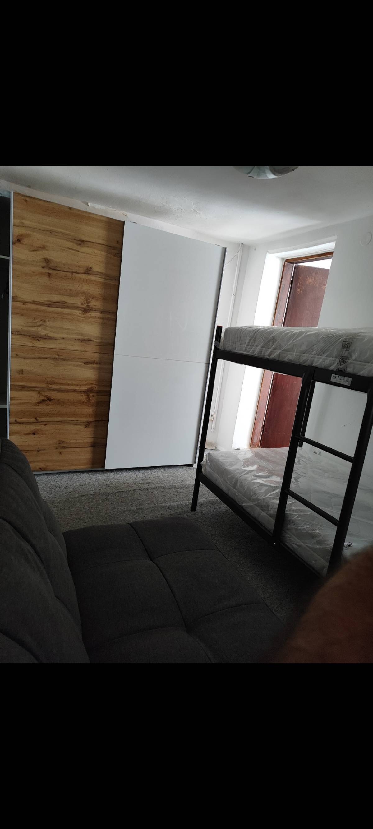 2X,ROOM APARTMENT FOR WORKERS .ZA RADNIKE(200e,po osobi)a (iznajmljiva