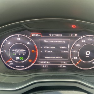 Audi A4 avant 35 TDI S-tronic Facelift