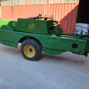 Balirka John Deere 342