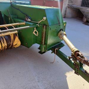 Balirka John Deere 342