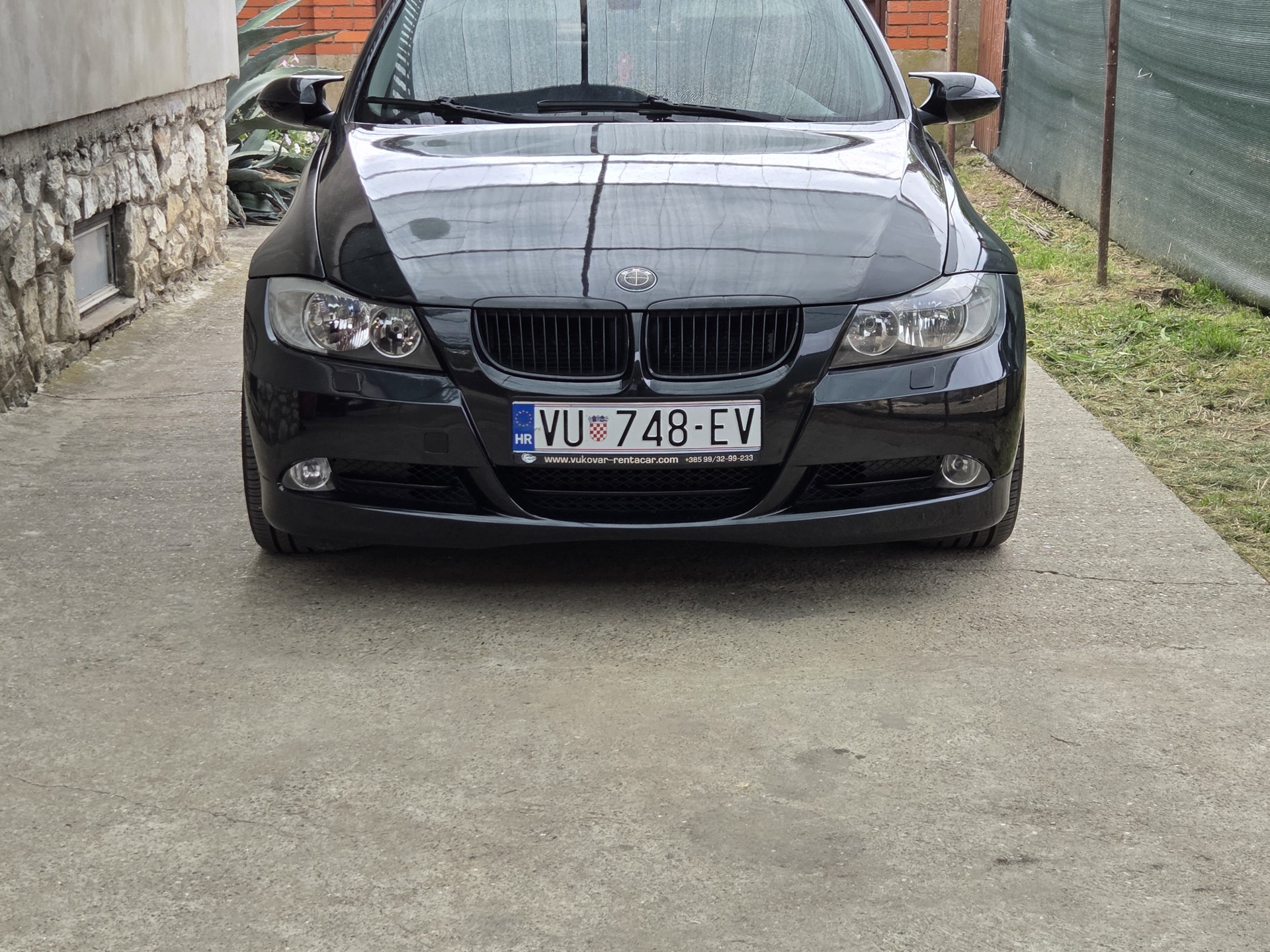 BMW E90