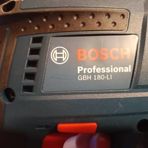 Bosch profi udarna bušilica