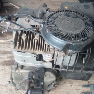 Briggs sttraton 8, 10 ,12 i ostali djelovi Motora