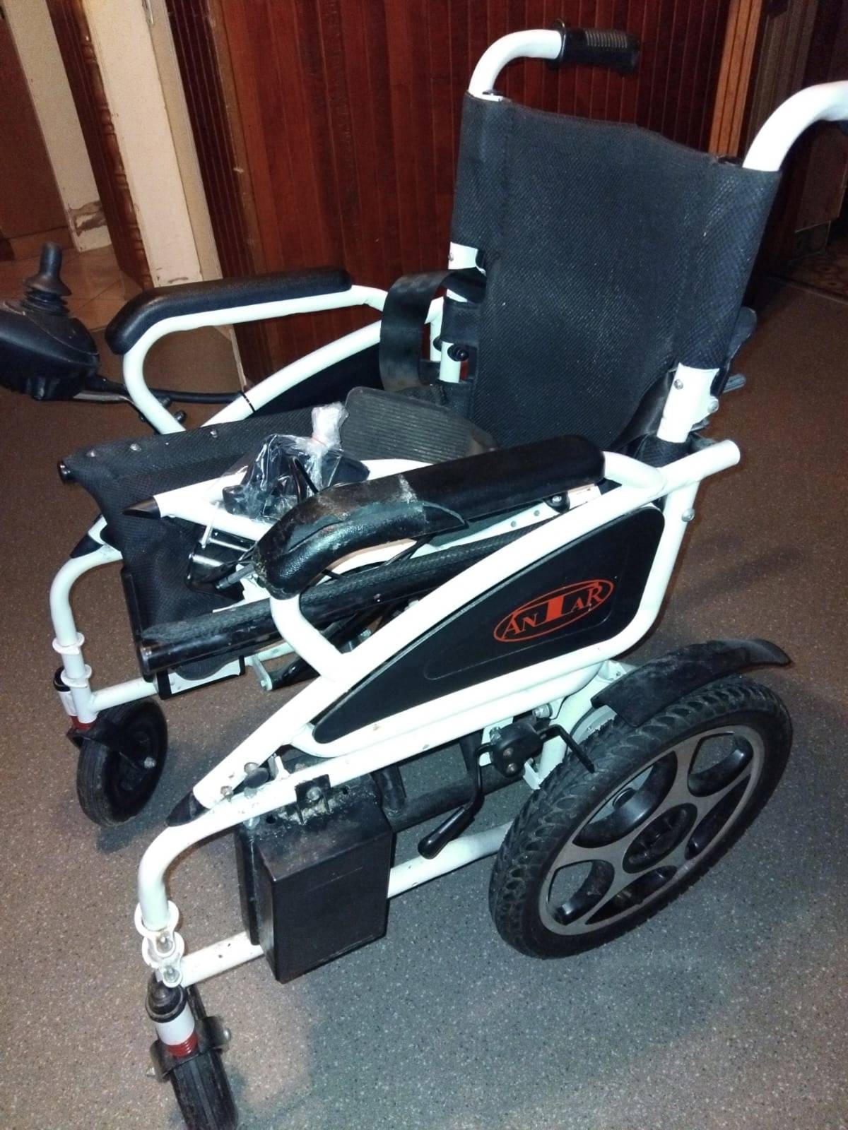 Električna invalidska kolica ANTAR, sjedište 52cm