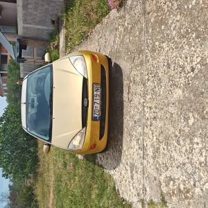 Ford Focus benzin+plin 600€