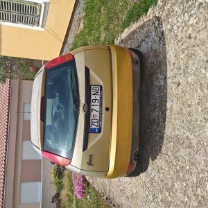 Ford Focus benzin+plin 600€