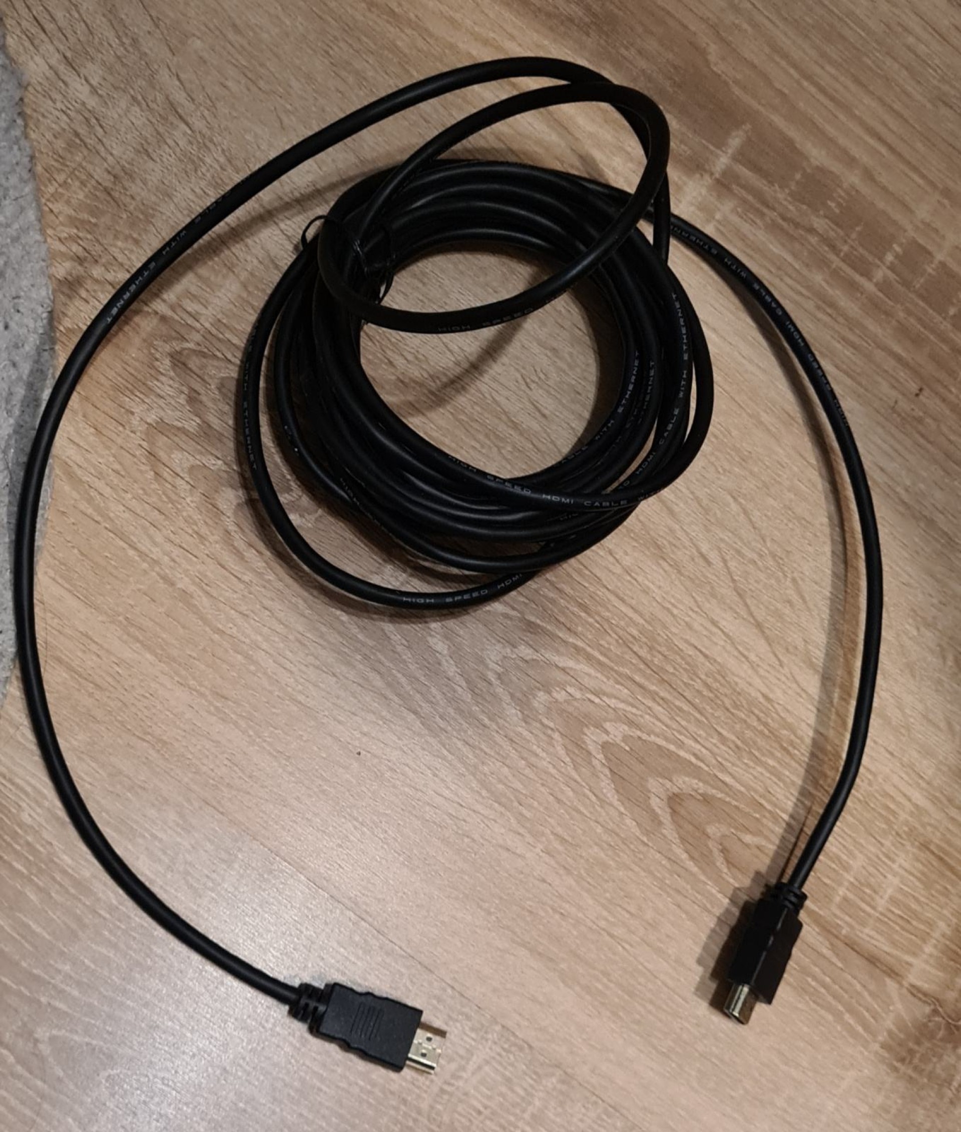 HDMI KABEL od 5m.