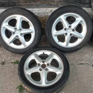 Hyundai alu felge 225/50R17 4 kom. + 225/45R17 1 kom.