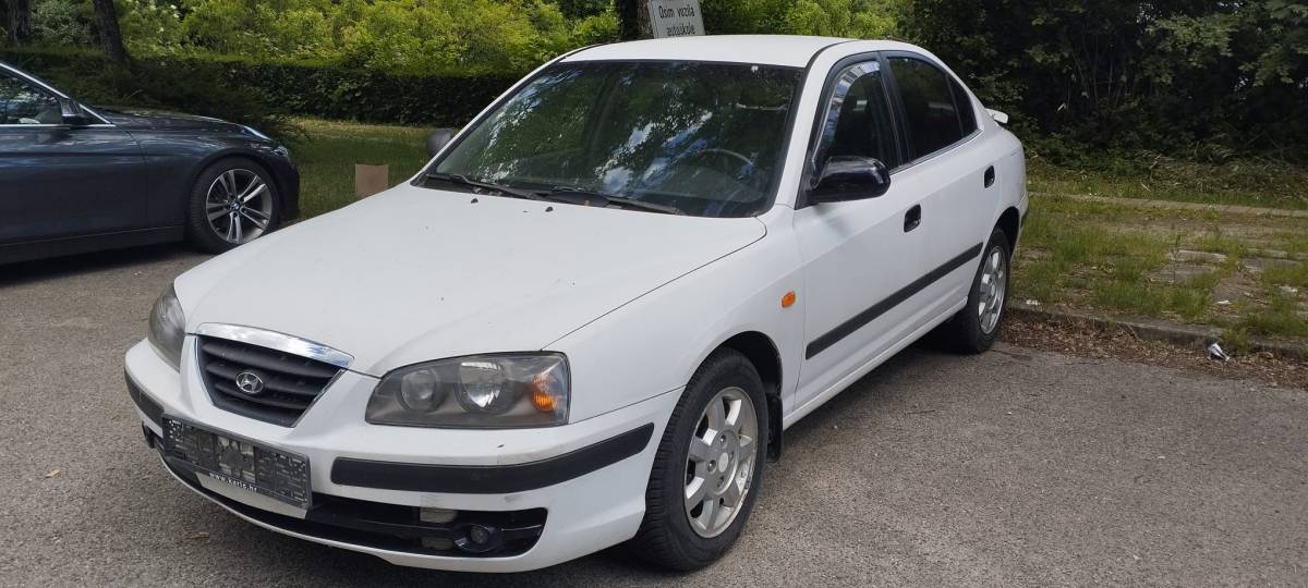 Hyundai Elantra 2.0