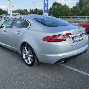 JAGUAR XF 2,7D 2008 GOD