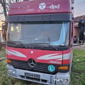 Kamion mercedes atego