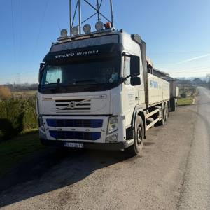 KAMION VOLVO FH 500 + PRIKOLICA