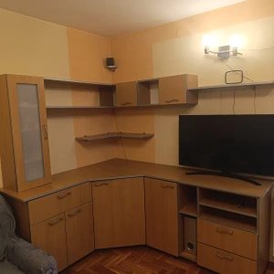 Komoda kutna  za tv  ,stepenasta komoda ,stolić