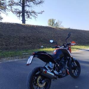 Ktm duke 125