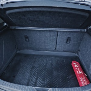 Mazda 3, dizel, 2013. godište, hitno prodajem