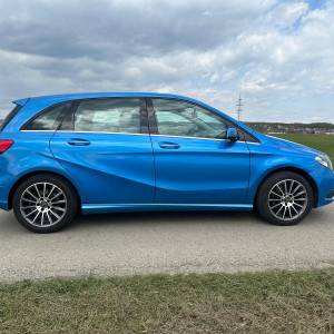 Mercedesa B klasa 220 CDI