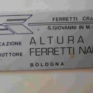 Motorni jedrenjak FERRETTI Altura 33