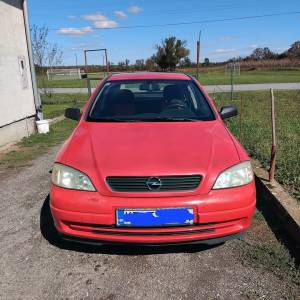 Opel Astra 1.4, klima, reg 04/2026, 1800 eura