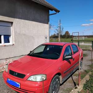 Opel Astra 1.4, klima, reg 04/2026, 1800 eura