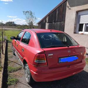 Opel Astra 1.4, klima, reg 04/2026, 1800 eura