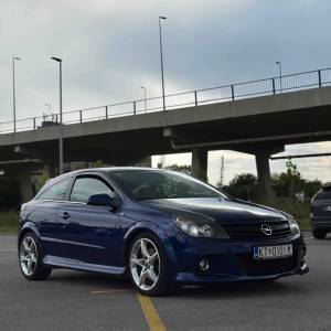OPEL ASTRA H GTC OPC • 1.9 200KS