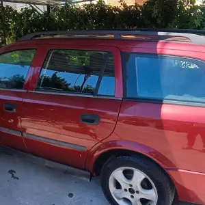Opel Astra karavan 1.6 i reg istekla bez hrđe odlično radi i vozi