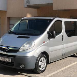 Opel Vivaro 8+1