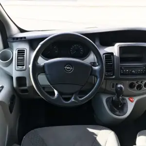 Opel Vivaro 8+1