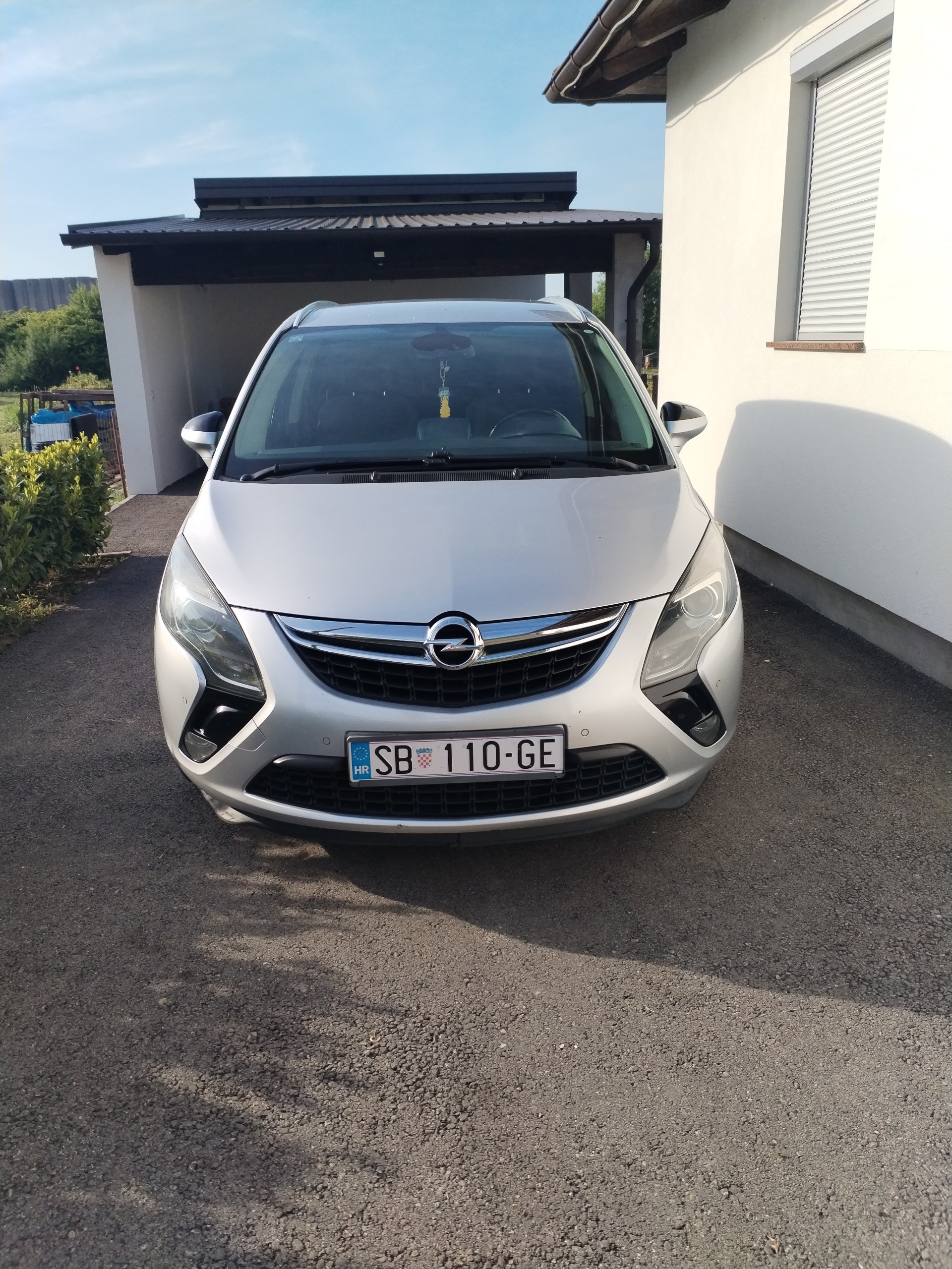 Opel zafira