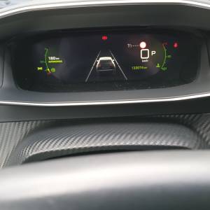 PEUGEOT 2008 1.5 HDI AUTOMATIC