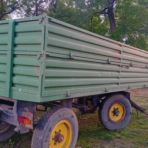 Prikolica kiper